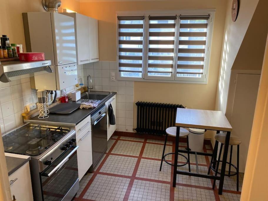 Appartement Spacieux 2 Chambres Quimper Exteriör bild